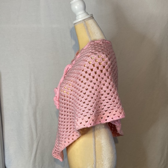 Hand crocheted pink cape poncho - Picture 2 of 7